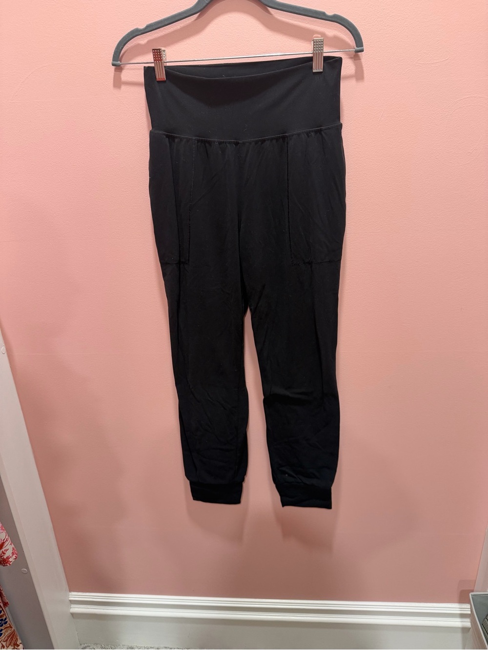 Athleta Black Salutation Jogger
